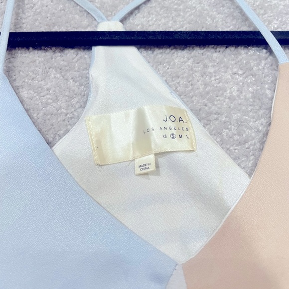 JOA Halter Patterned Top - Picture 2 of 2